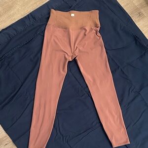 Vuori Rust Women's Leggings